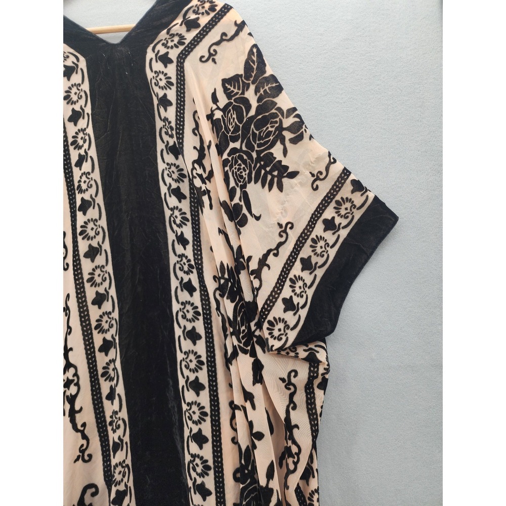Free People OS Burnout Velvet Kimono Fringe Floral Wrap Black Pink Oversized NWT - Picture 9 of 13
